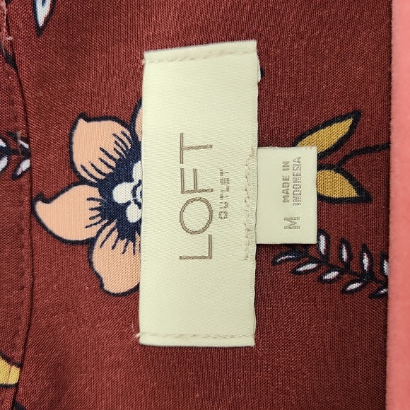 Loft Outlet Maroon Floral Print Blouse, 3/4 length Button Sleeves - Picture 5 of 8